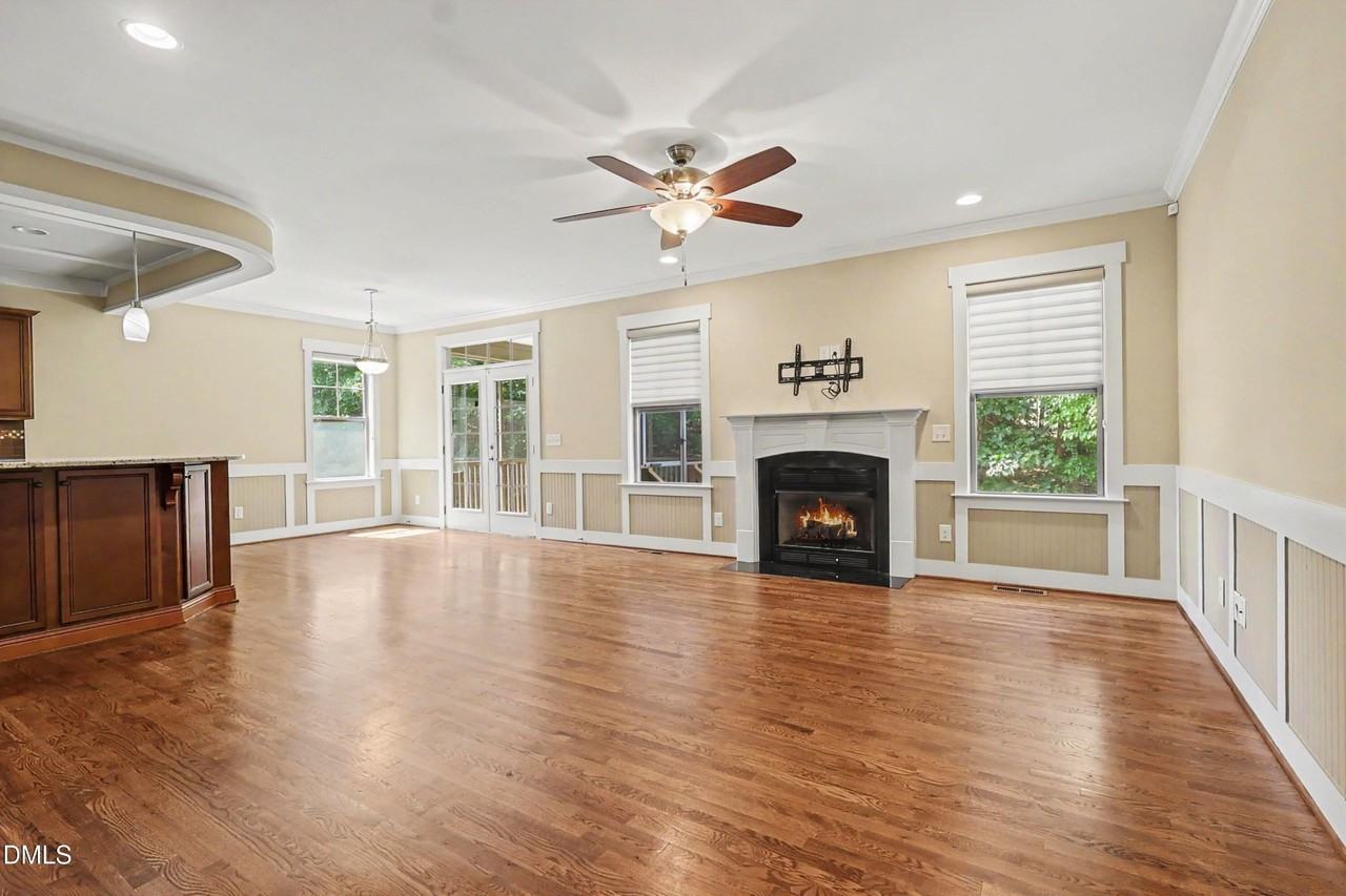 212 Virginia Water Dr - Photo 3 of 19