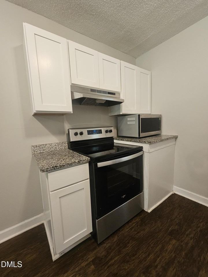 3623 Bowling Dr - Photo 7 of 11