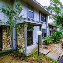 9 Oakwood Park #1 - Photo 1 of 1