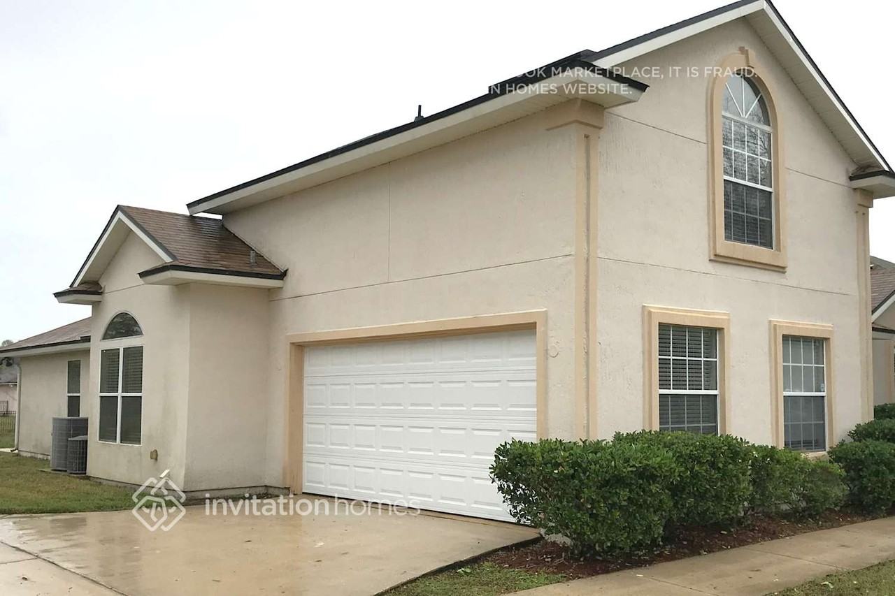 13742 Fish Eagle Dr W - Photo 2 of 22