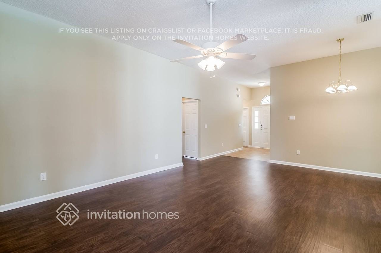 13742 Fish Eagle Dr W - Photo 4 of 22