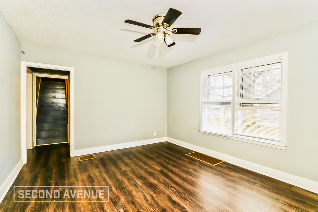 1032 Sale Ave - Photo 6 of 20