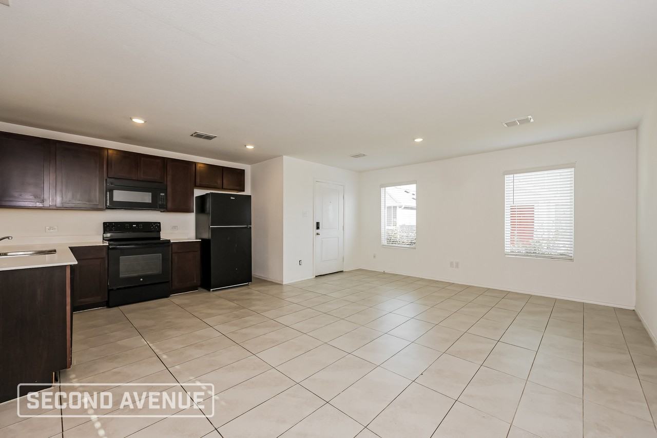 8732 Texas Risinger Dr - Photo 5 of 21