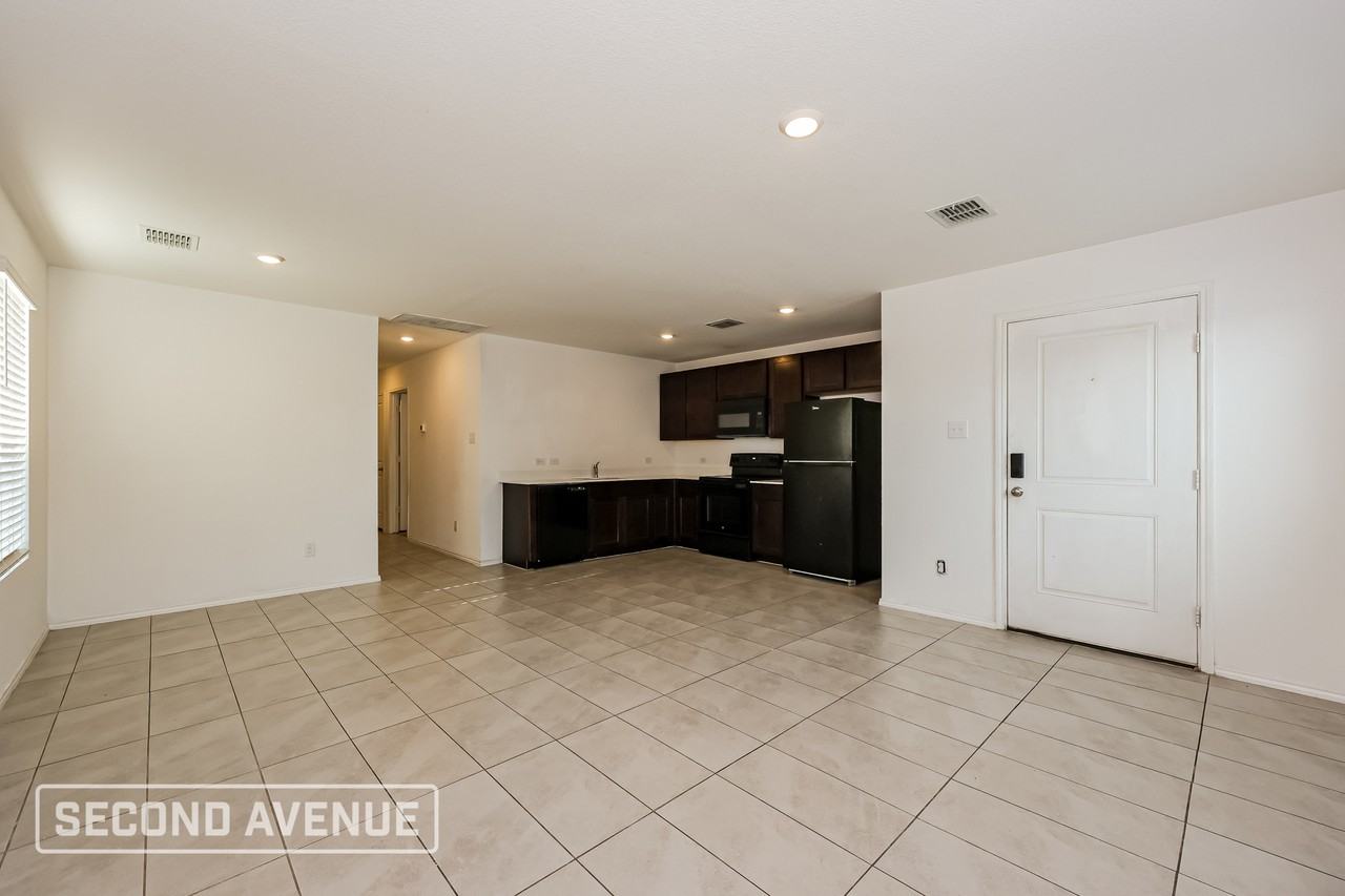 8732 Texas Risinger Dr - Photo 6 of 21