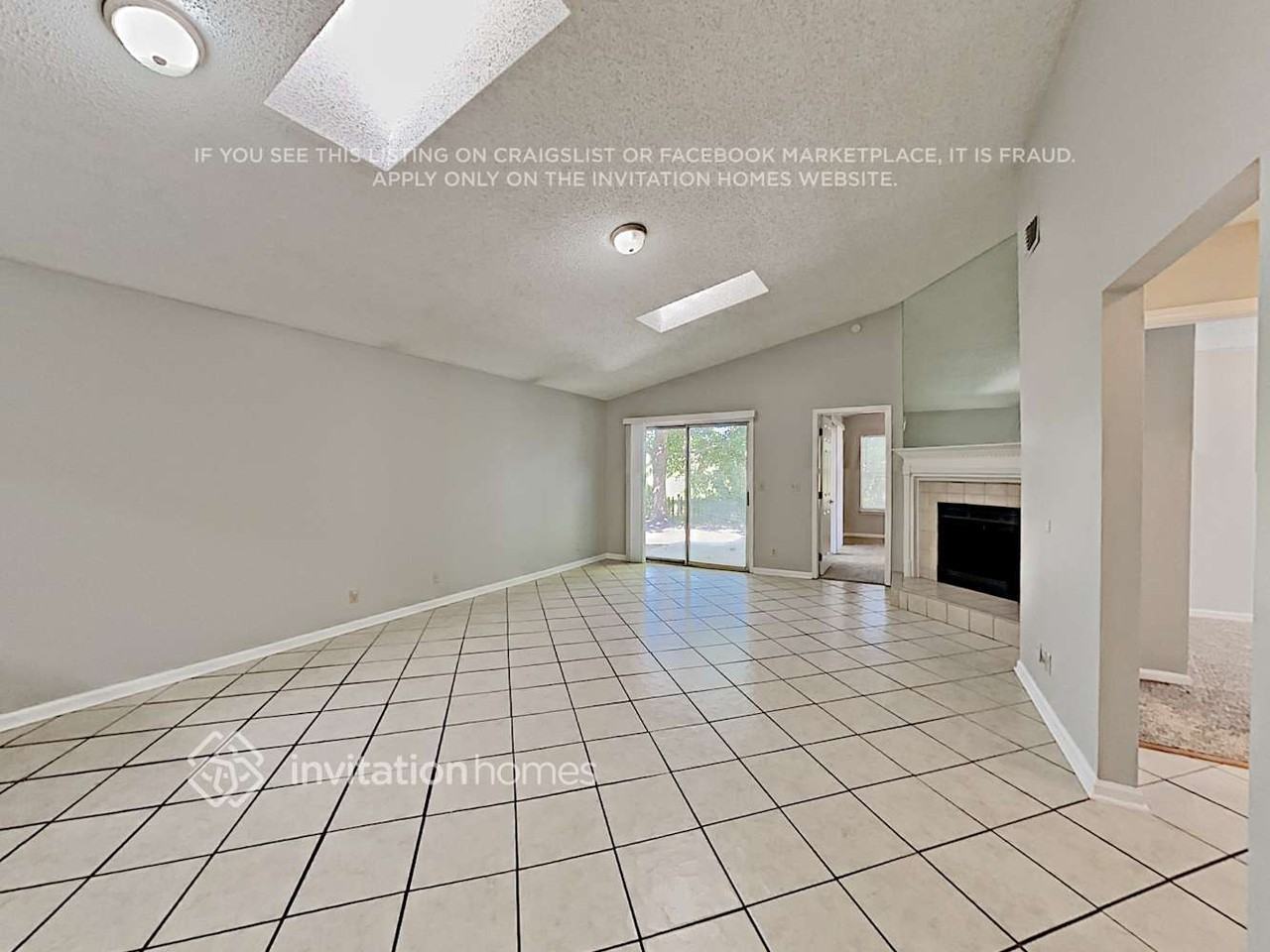 385 Filmore Dr - Photo 3 of 17
