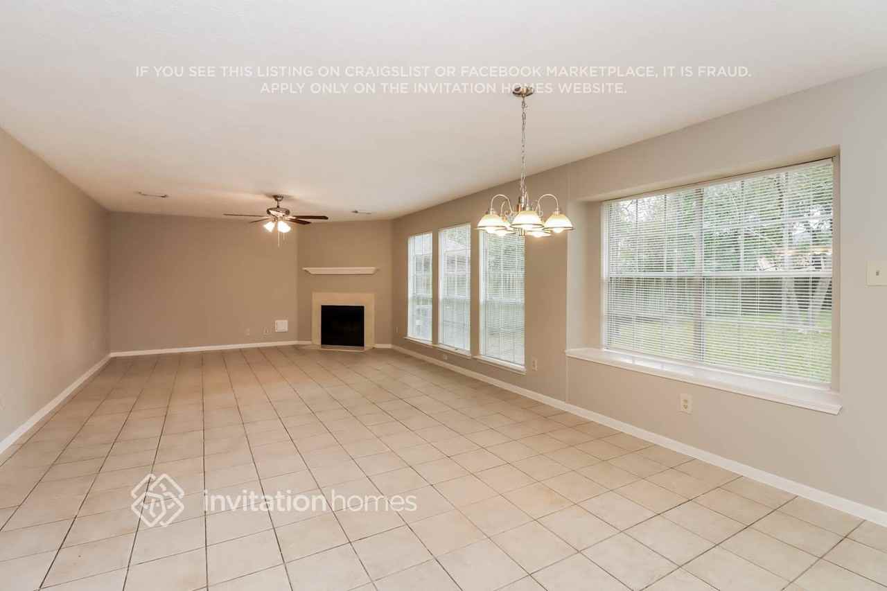 22230 Singleleaf Ln - Photo 3 of 15