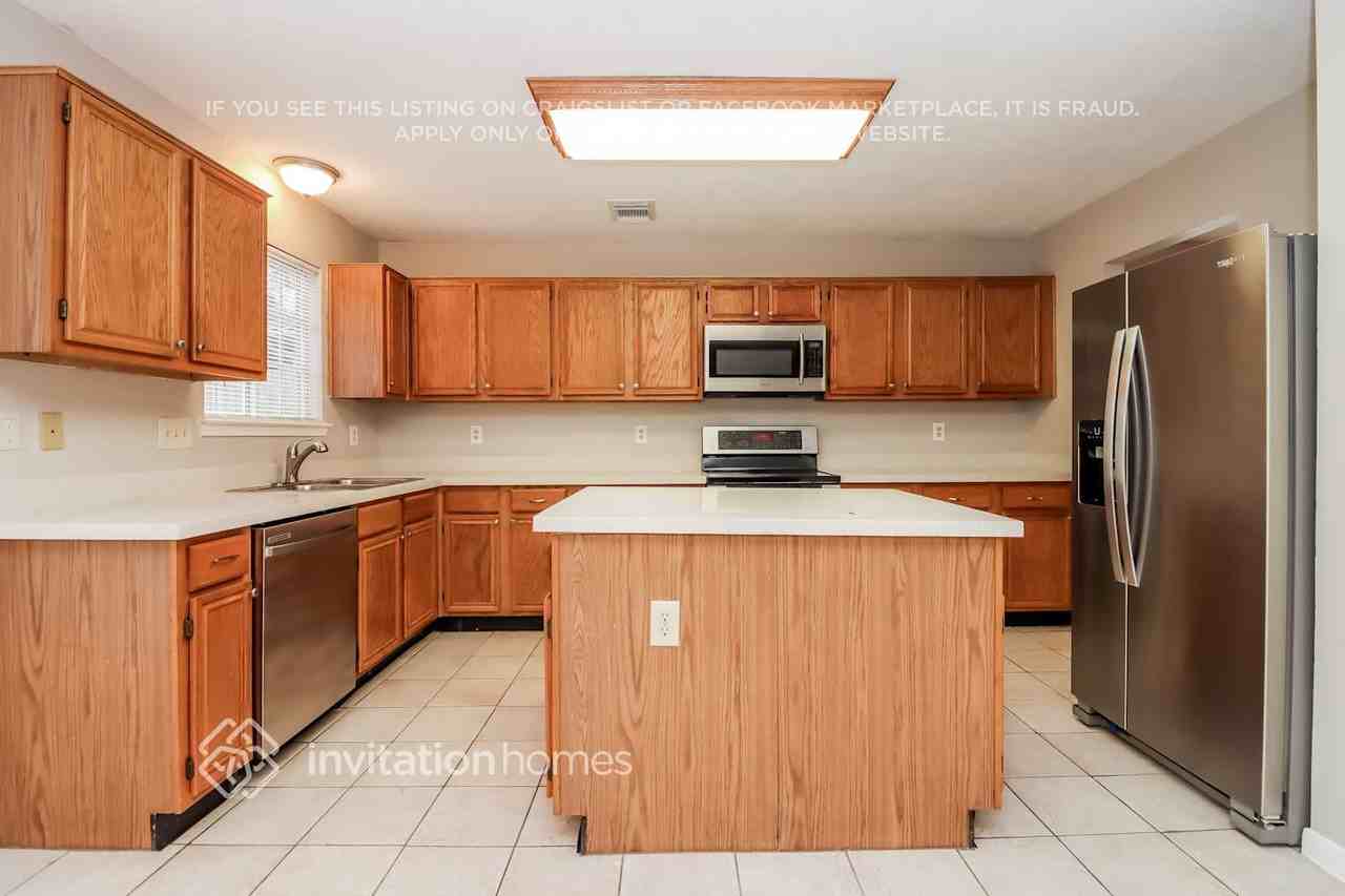 22230 Singleleaf Ln - Photo 7 of 15