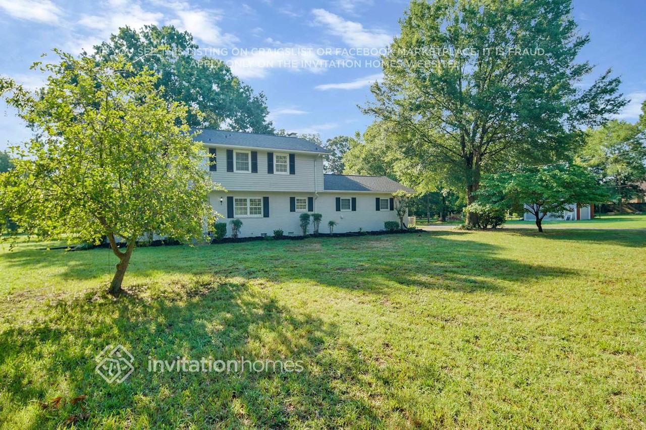 4220 Artdale Rd Sw - Photo 2 of 29