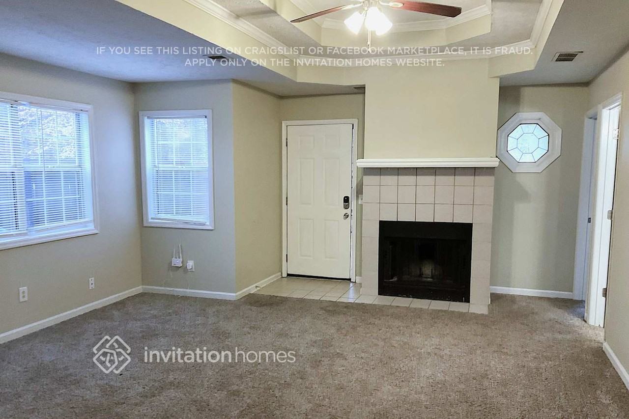 113 N Etowah Ln - Photo 2 of 17
