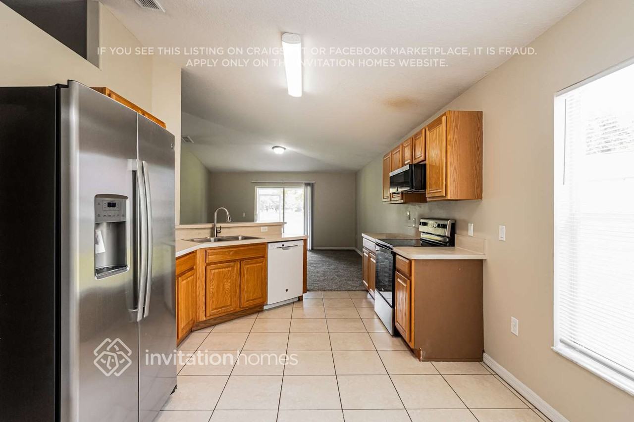 270 Dahoon Holly Dr - Photo 5 of 16