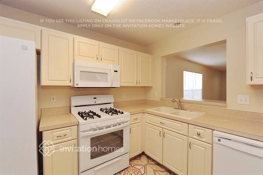 6144 Skylarkcrest Dr - Photo 6 of 21