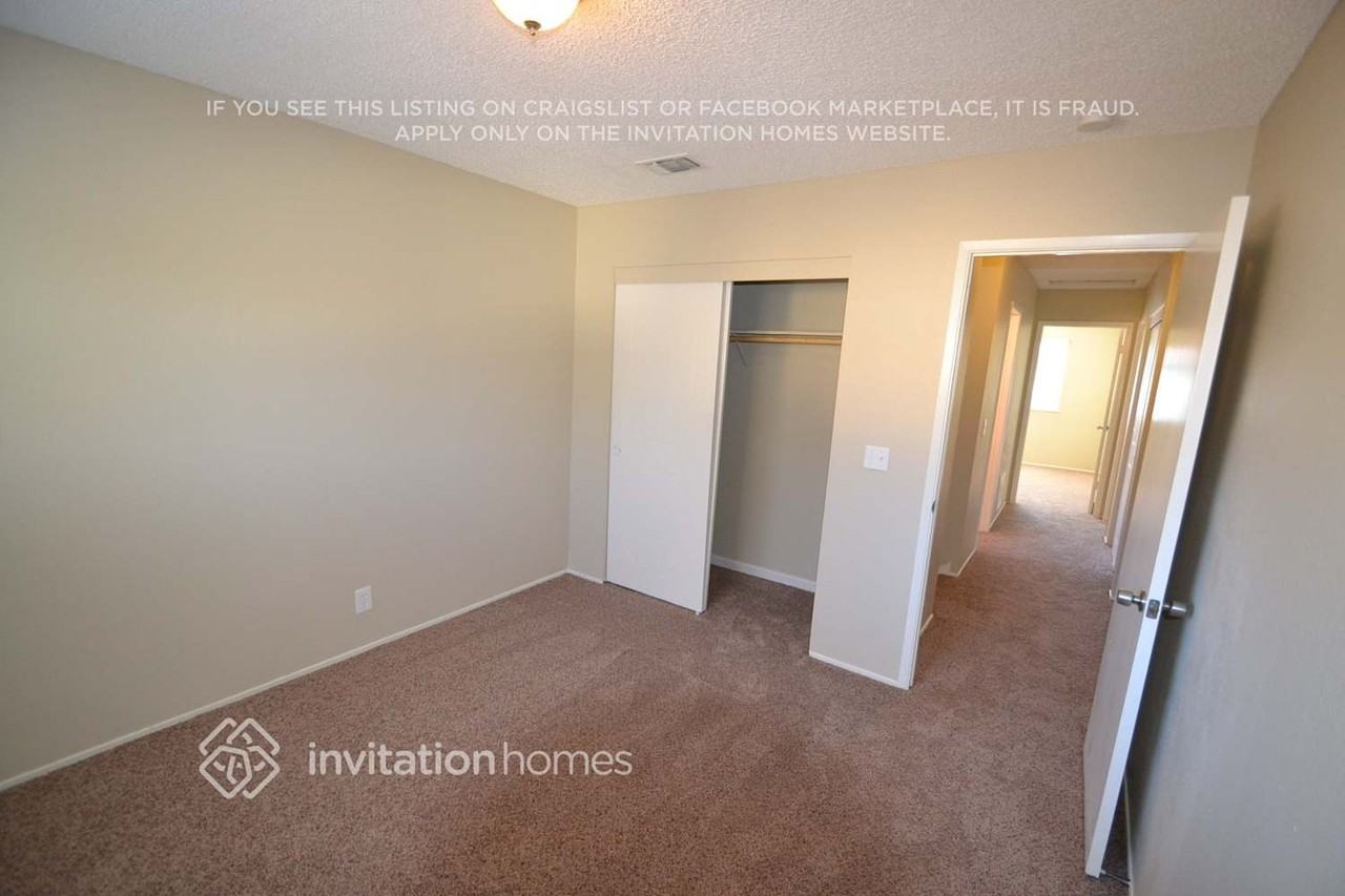 131 Bel Air Dr - Photo 7 of 13