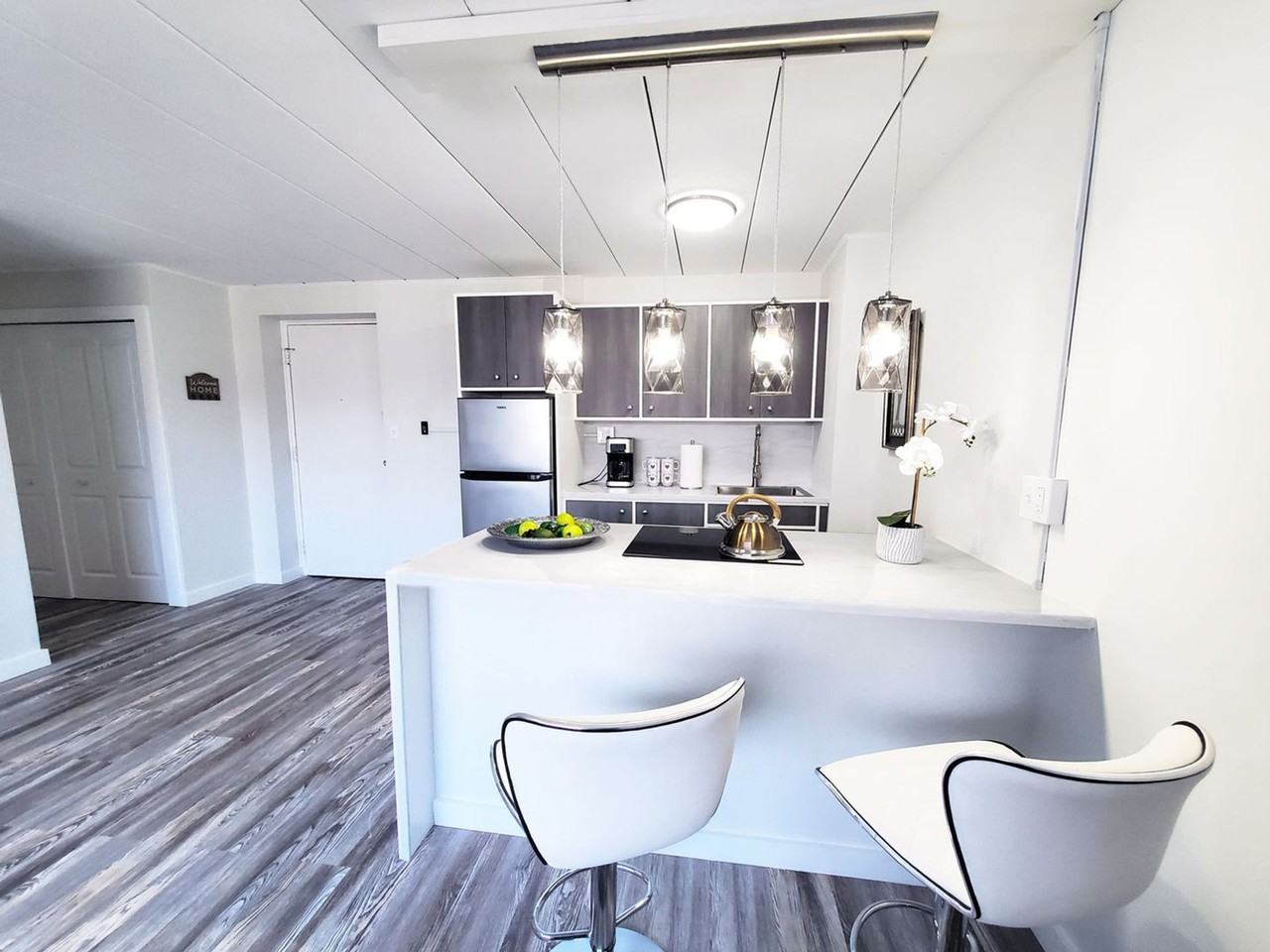 Shorewood Apartments - Photo 4 of 50