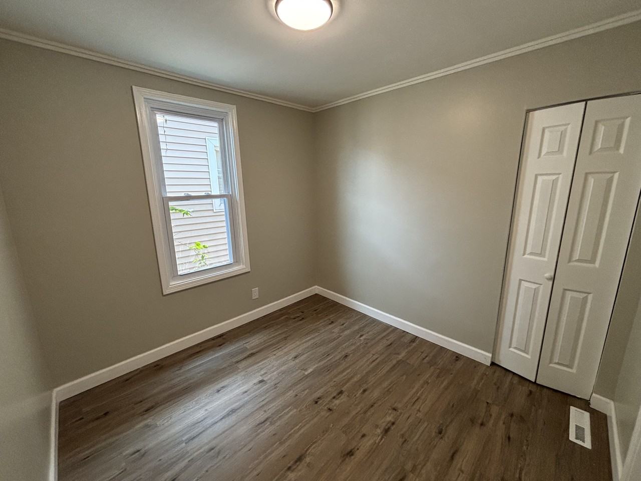1238 Sherman St #1 - Photo 4 of 20