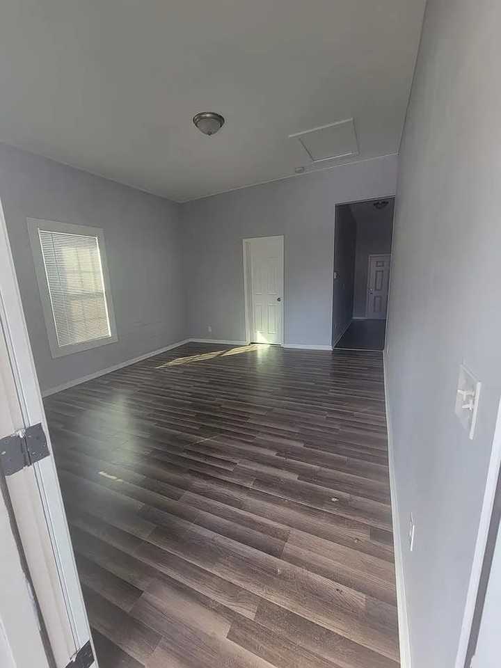 118 Addie St #1 - Photo 6 of 14