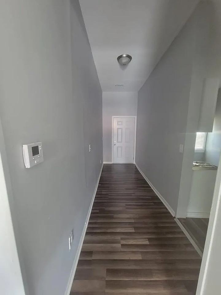 118 Addie St #1 - Photo 7 of 14
