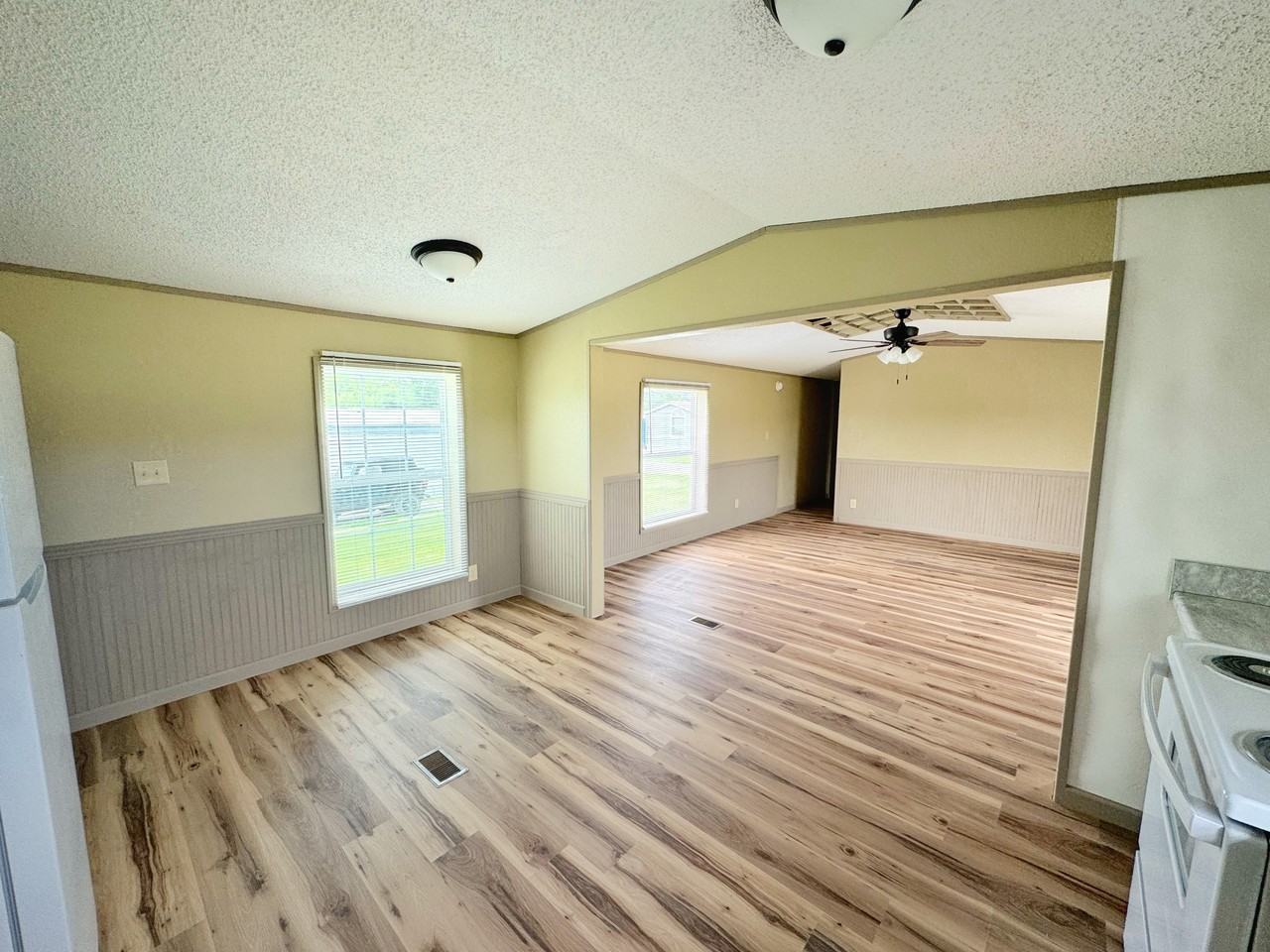 534 Se 650th Rd #5 - Photo 4 of 13