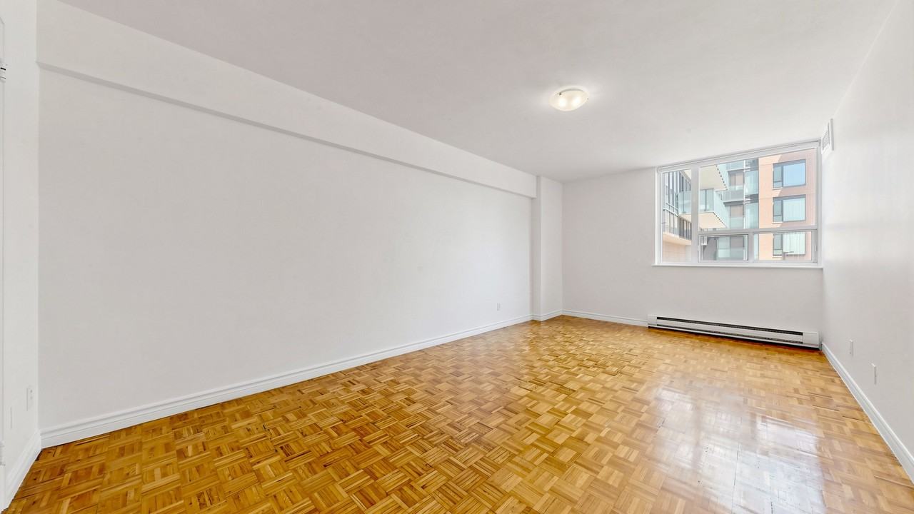 38-40 Lambton Avenue - Photo 7 of 27