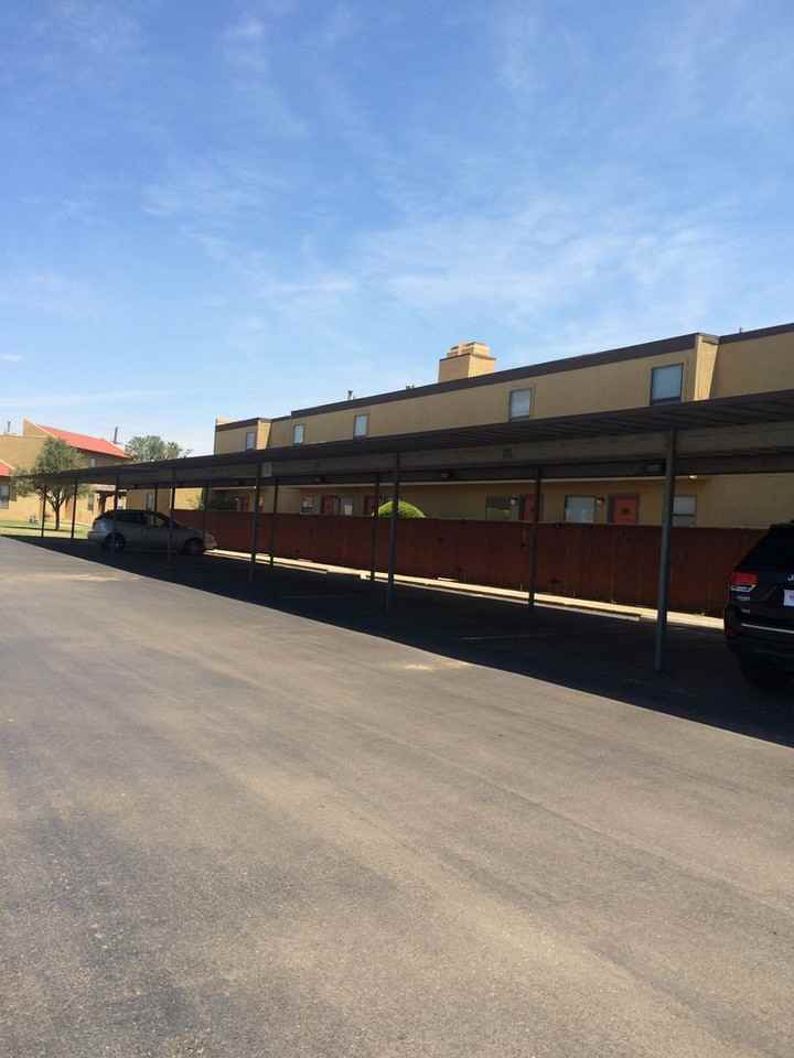 Las Colinas Apts. - Photo 4 of 35