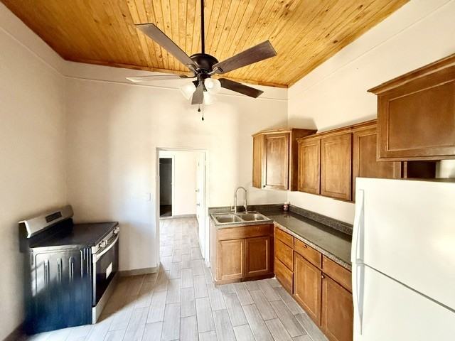 481 S 2nd Ave - Photo 3 of 16
