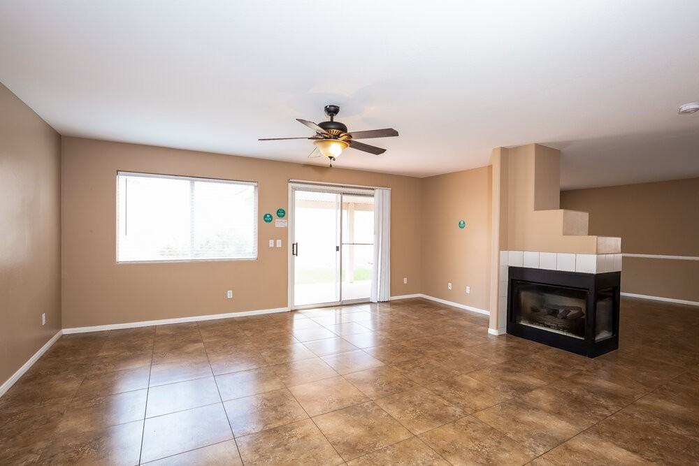 7537 Flat Rock St - Photo 6 of 17