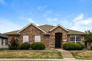 featured image of 1711 Venus Dr W