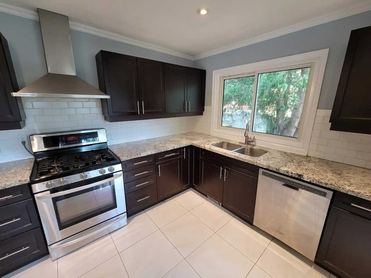 95 Overland Drive - Photo 4 of 29