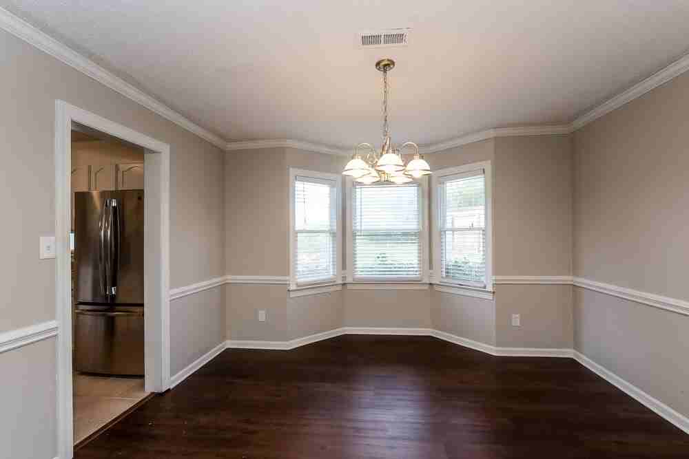 2515 Haybrook Ln - Photo 6 of 17