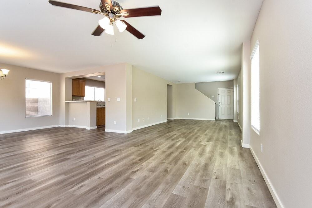 6249 Capehart Falls St - Photo 6 of 17