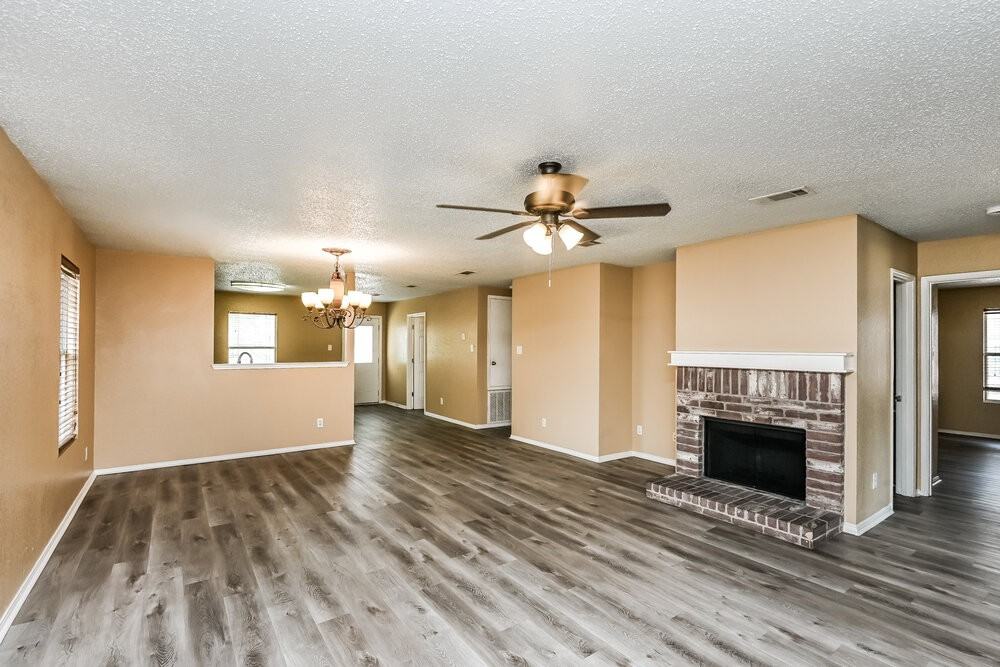 5213 Bedfordshire Dr - Photo 4 of 16