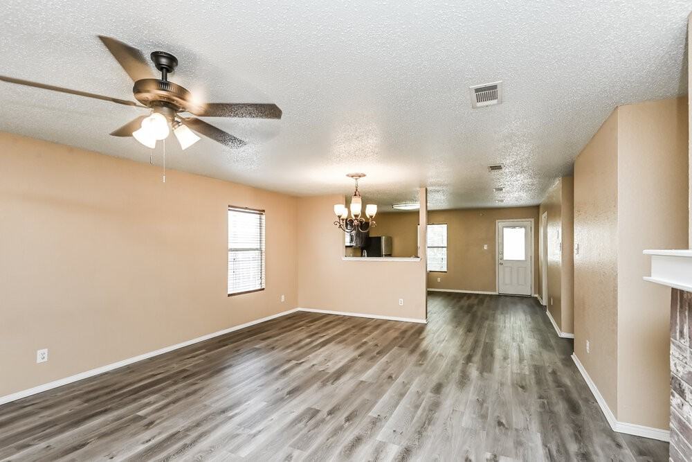 5213 Bedfordshire Dr - Photo 5 of 16