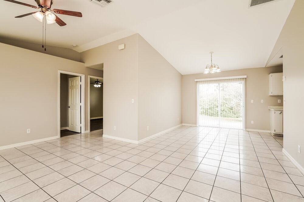 3214 6th St W - Photo 3 of 16