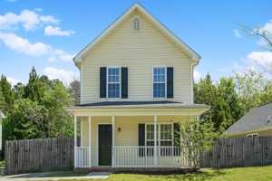 featured image of 2517 Dandridge Dr