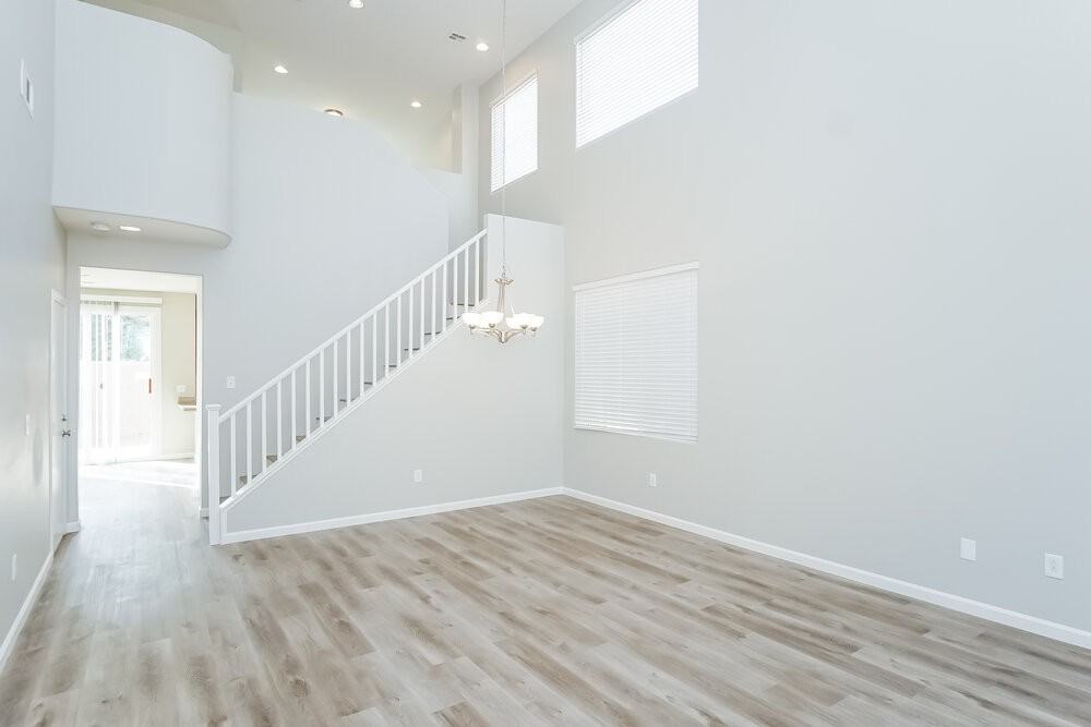 2405 Breckle Key Ave - Photo 4 of 17