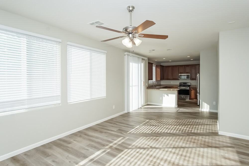 2405 Breckle Key Ave - Photo 6 of 17