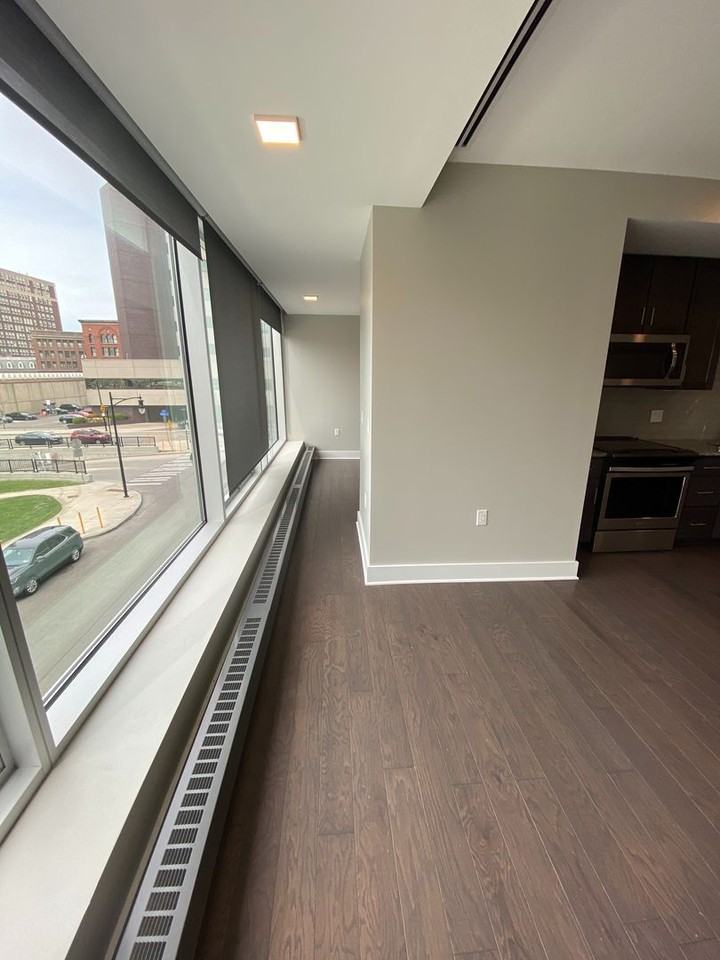 88 on Elm - Photo 4 of 37