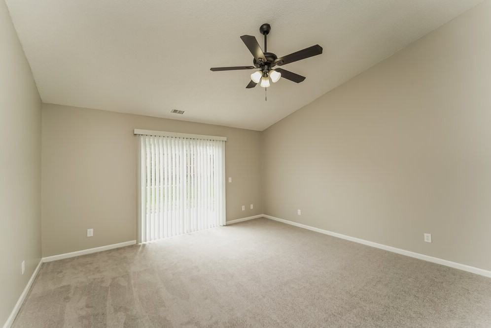 8232 Fox Swamp Rd - Photo 7 of 20