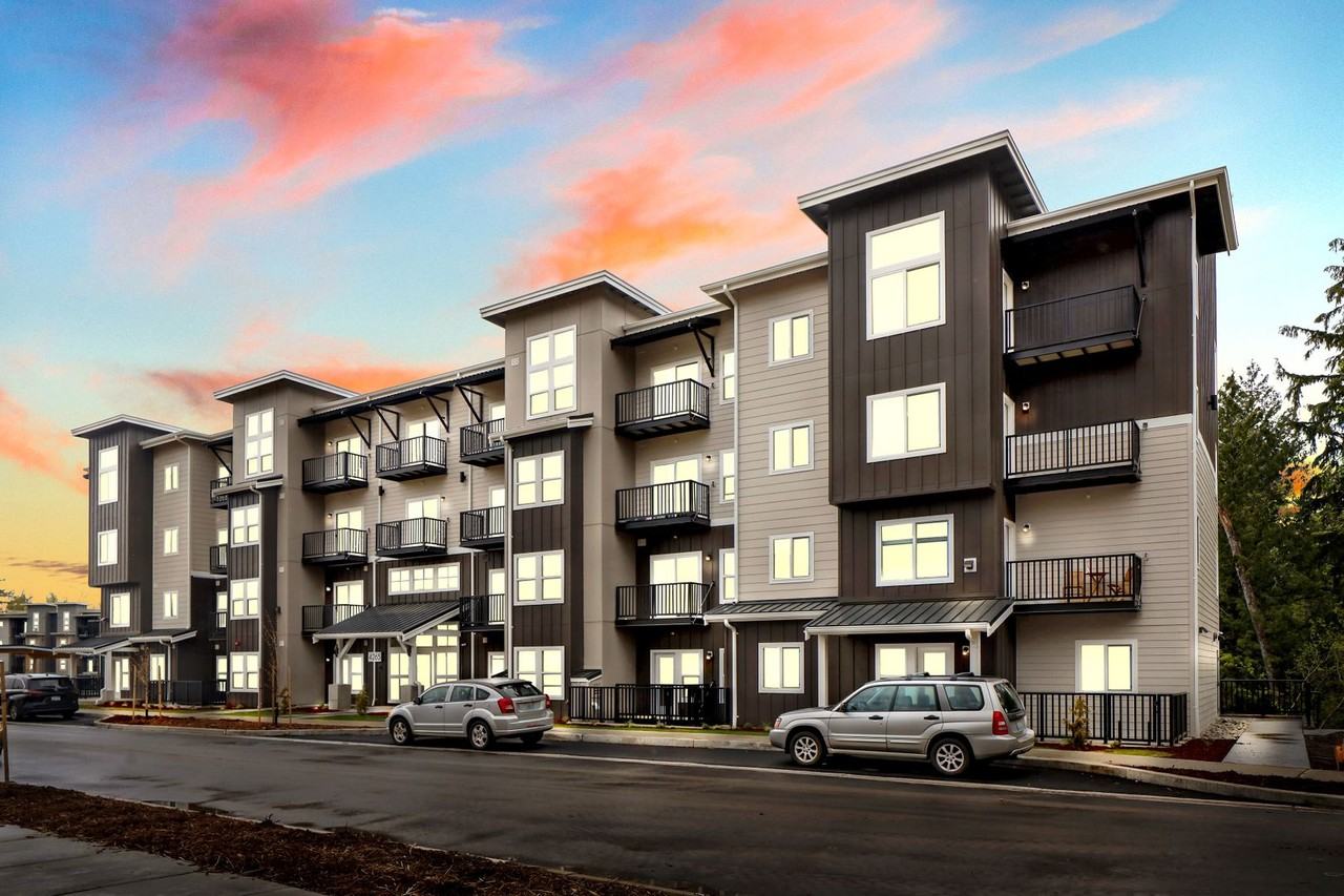 Kingsway Apartments - Photo 6 of 50