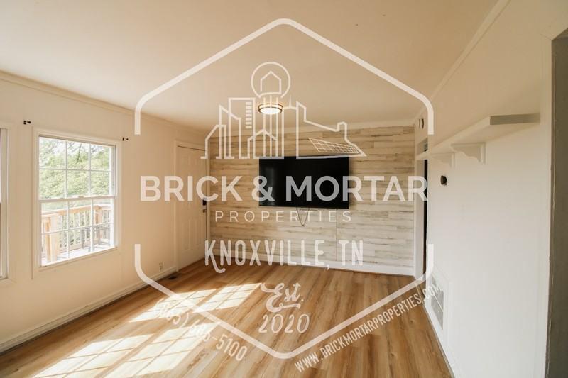 2417 Fillmore Ave - Photo 6 of 20