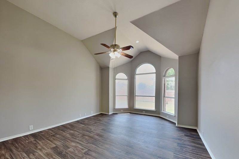 2815 Saint Maria Dr - Photo 3 of 19