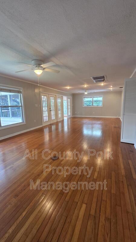 205 Catherine Ave - Photo 3 of 27