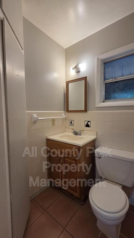 205 Catherine Ave - Photo 7 of 27