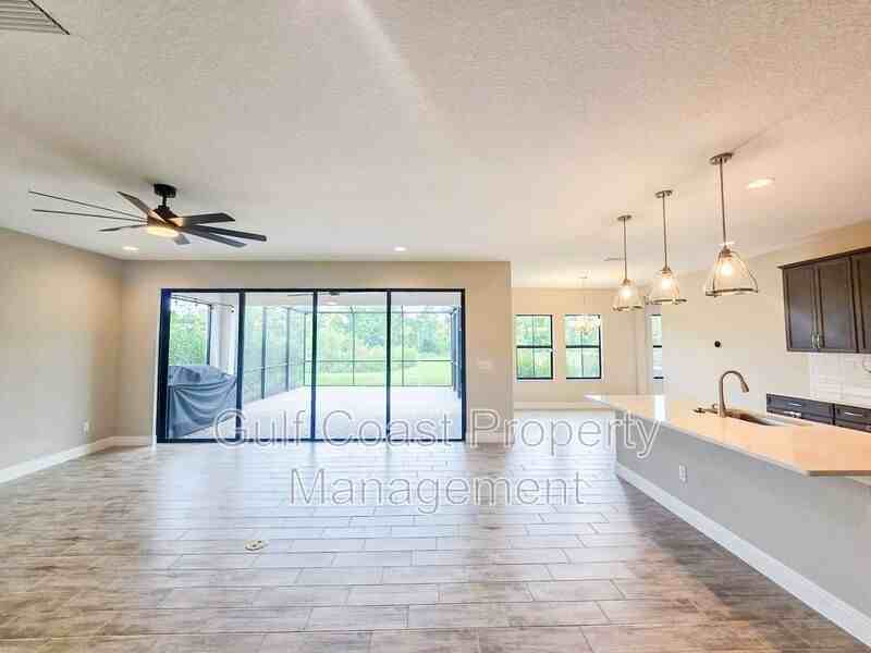 12664 Oak Hill Way - Photo 3 of 42