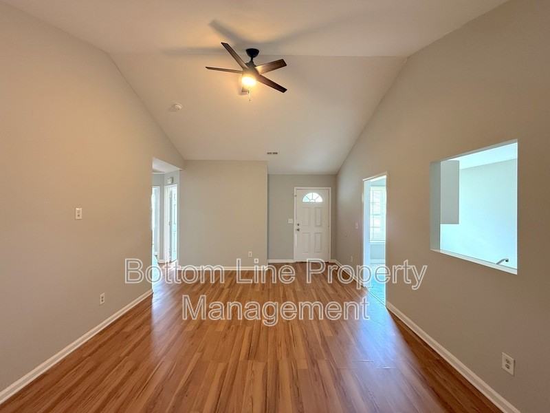 5503 Windy Valley Dr - Photo 3 of 16