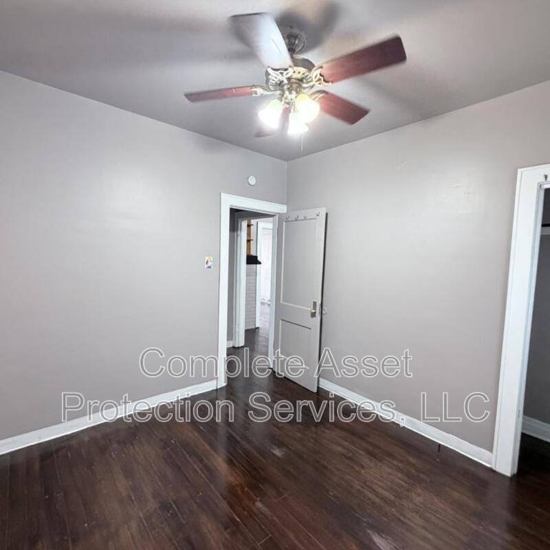 3716 Delaware St - Photo 7 of 14