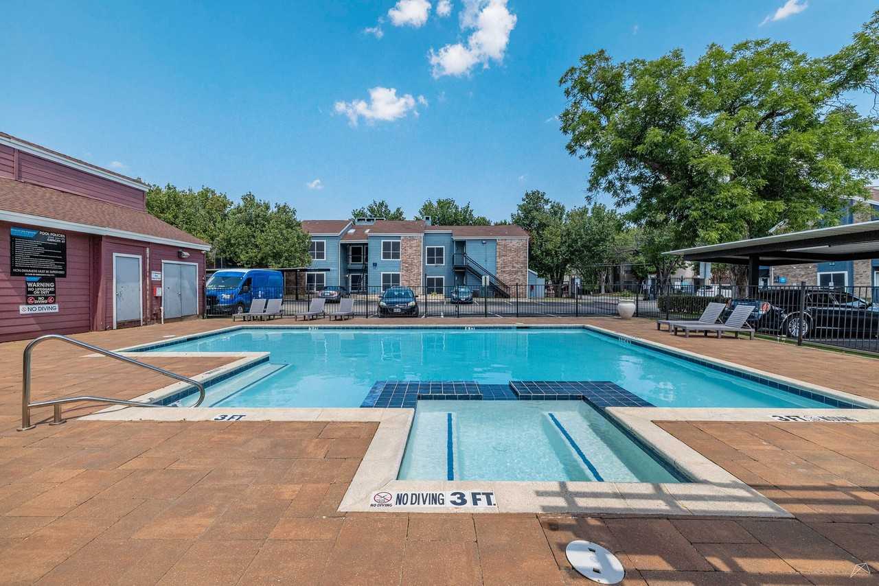 Prime at Lake Highlands - Photo 4 of 30