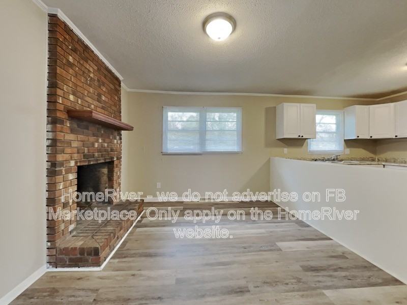 1613 Seven Oaks Pl - Photo 4 of 27