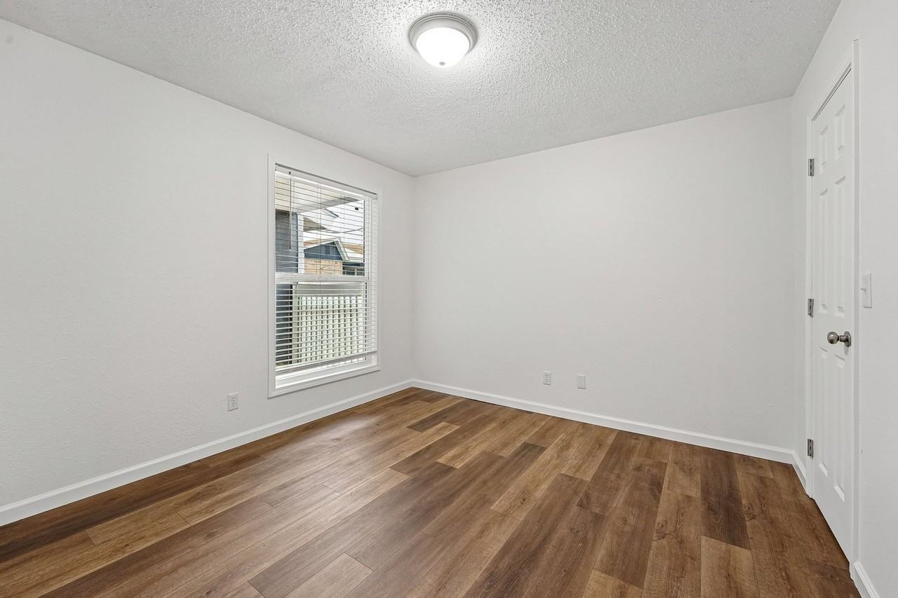 1900 Parkside Apartments - Photo 2 of 50