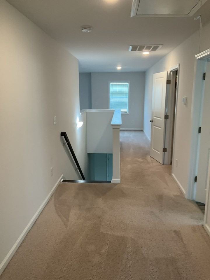511 Rhine Falls Ln - Photo 3 of 8