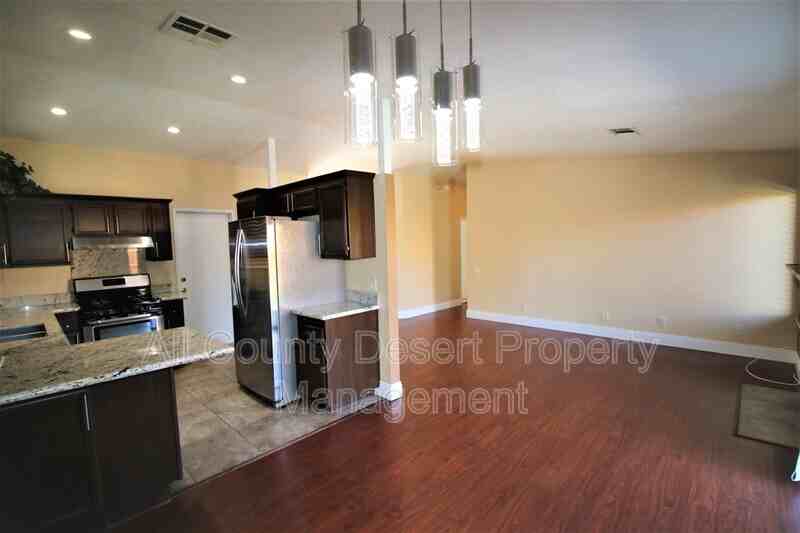 82360 Priscilla Ct - Photo 4 of 13